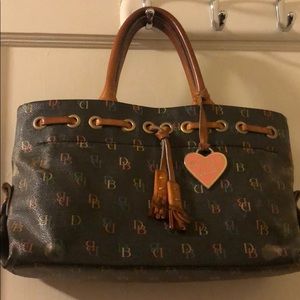 Dooney & Bourke Bag